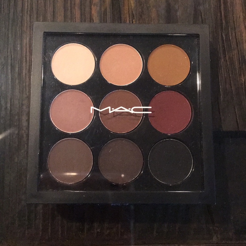 MAC COSMETICS